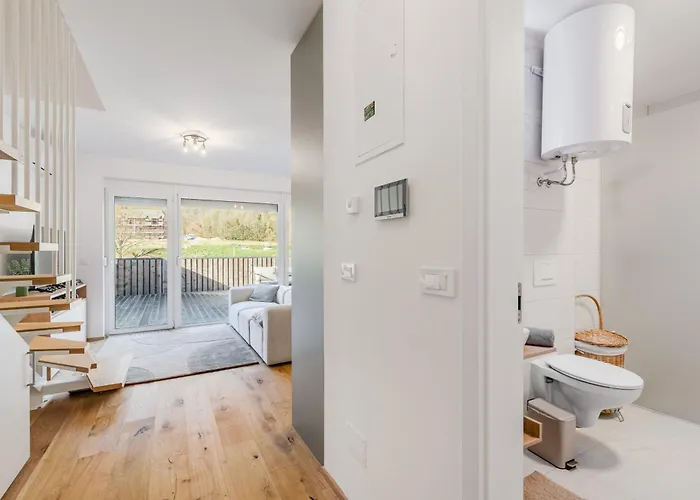 Family דירה בובק